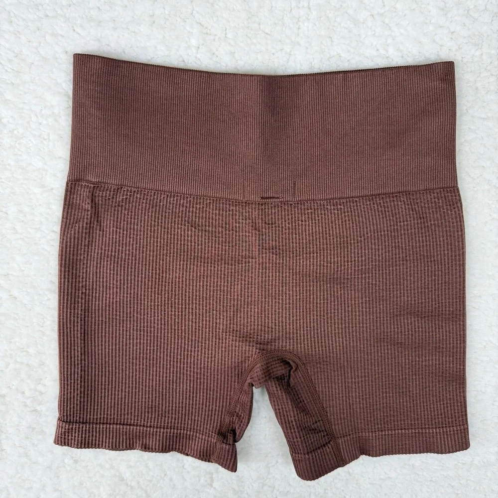 Colsie Womens Brown High Waisted Seamless Ribbed Bike Shorts Medium